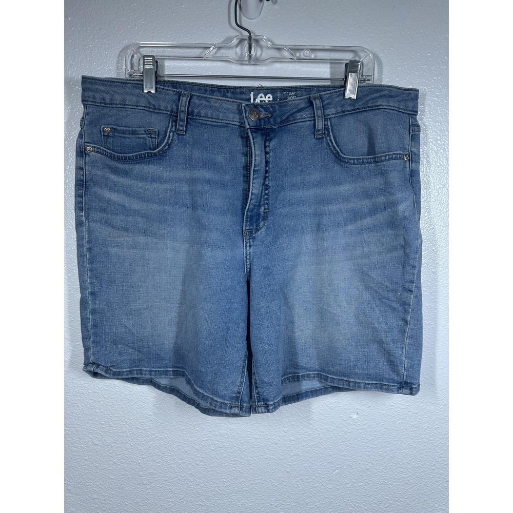 Lee Denim Shorts Womens 38 Blue Regular Fit Mid Rise 5 Pocket Zip‎ Fly Casual